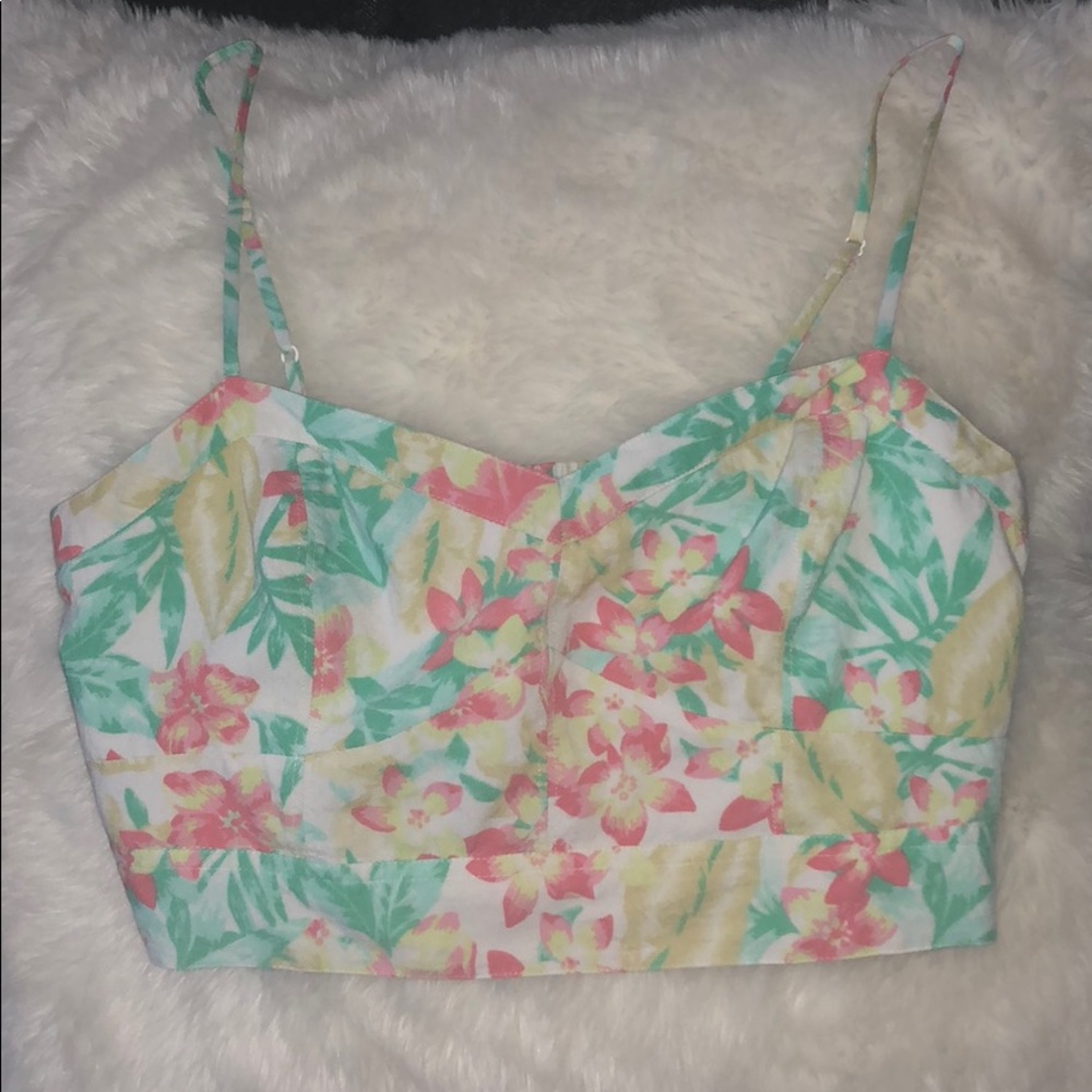 Abercrombie and Fitch Tropical top
